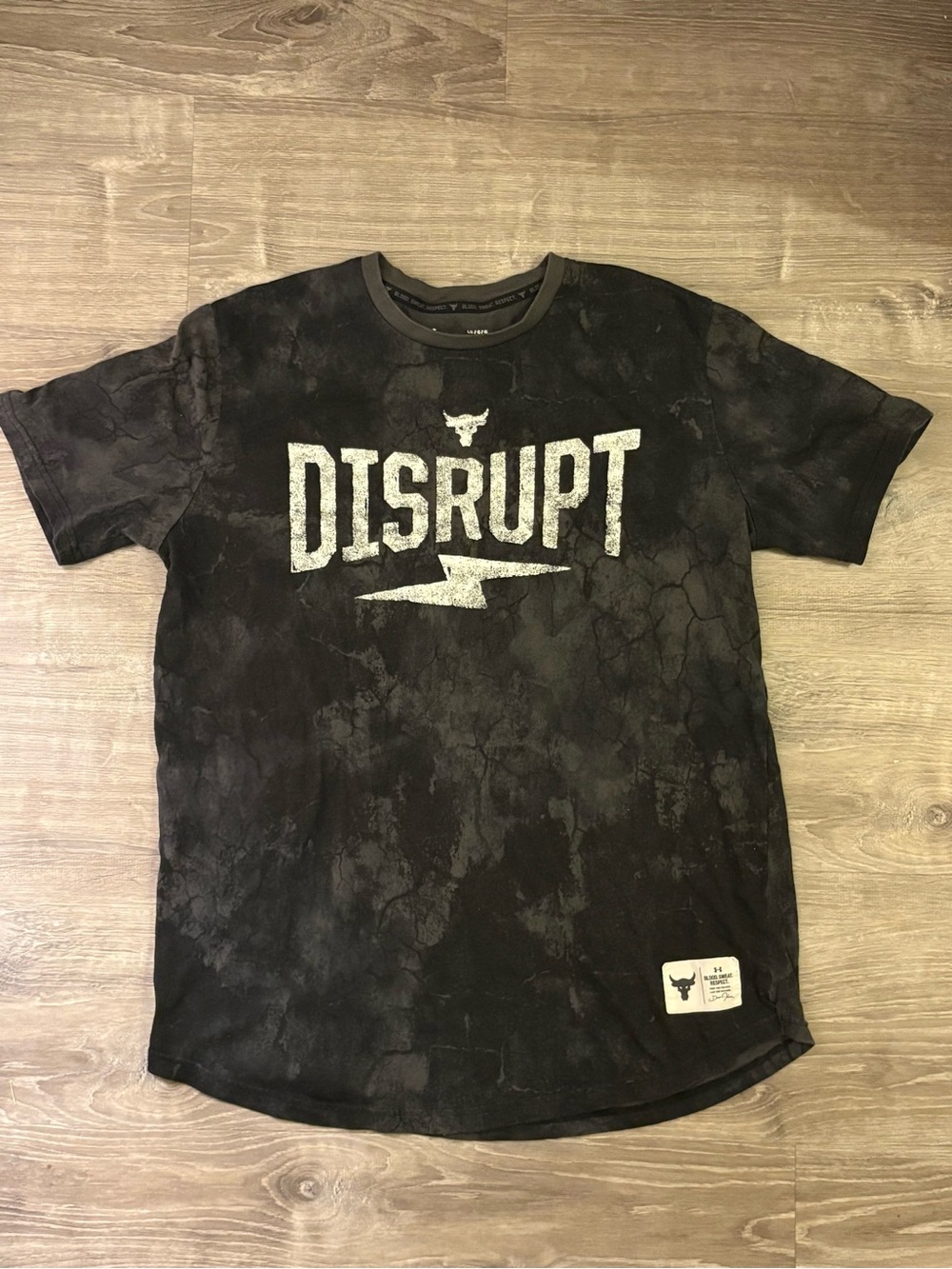 Under Armour 'Disrupt' Graphic Tee - Black & White